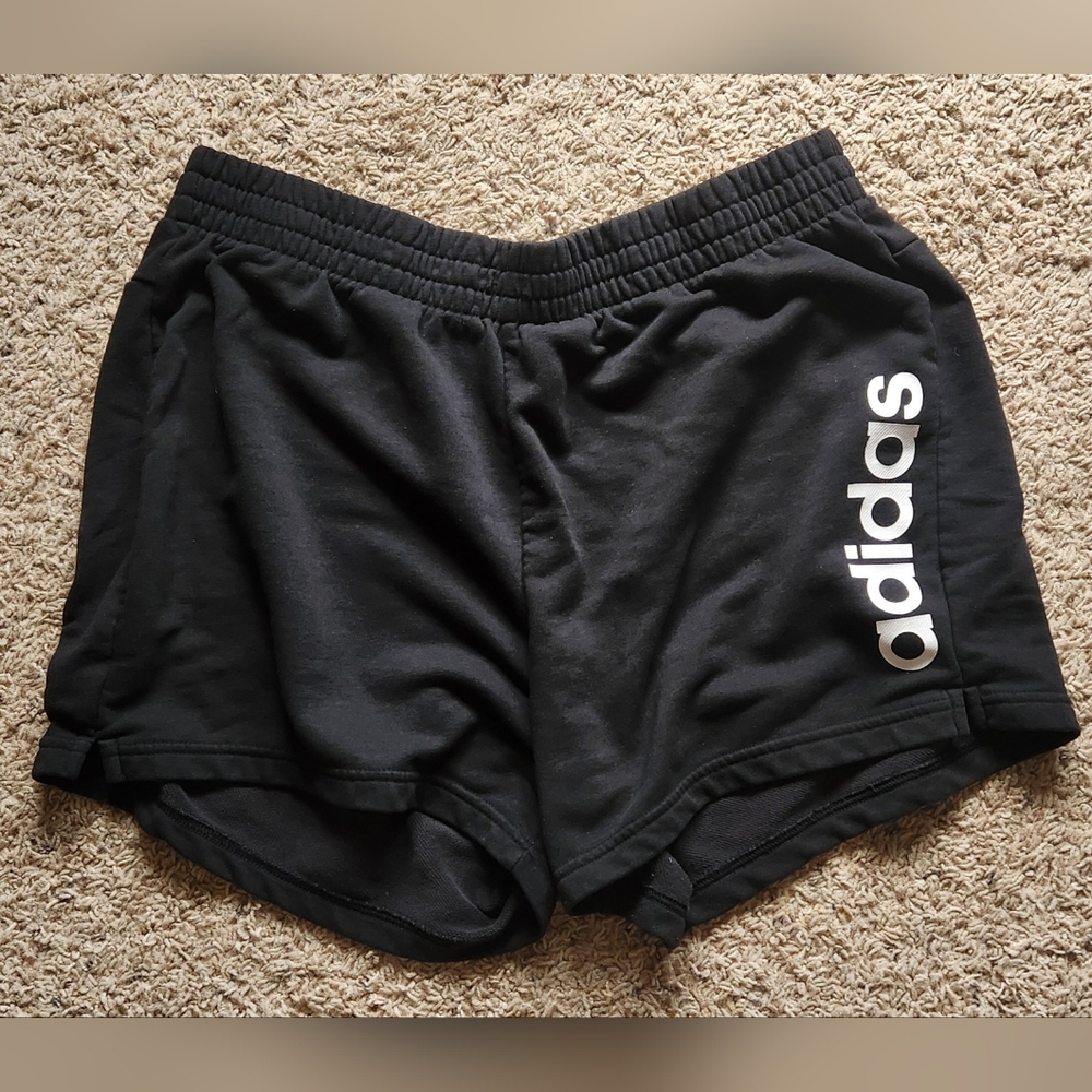 Men’s L Adidas sweat shorts